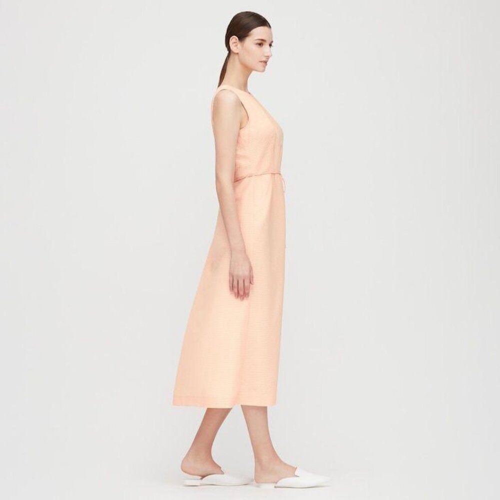 Hana Tajima x Uniqlo | Dobby wrap long sleeveless dress in pink salmon | Size M